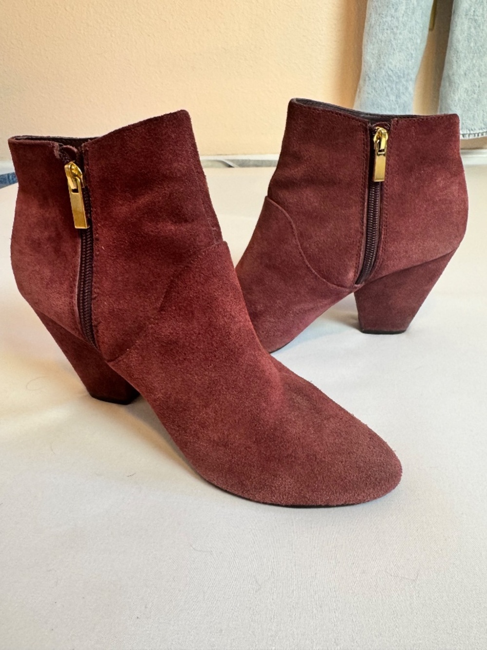 Fall bootie DV By Dolce Vita - Maroon Purple Faux Suede Block Heel Ankle Boots 9